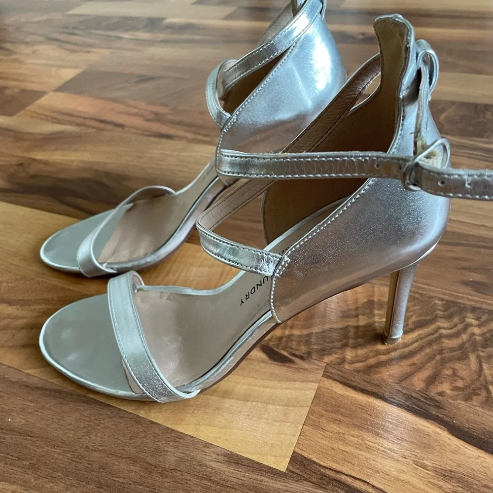 Silver Chinese Laundry Heels! - Picture 2 of 3